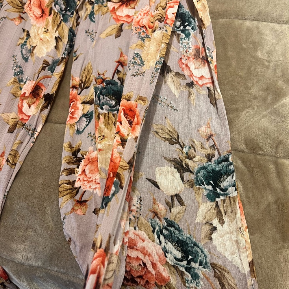 Floral Two Piece Matching Set - Picture 4 of 6